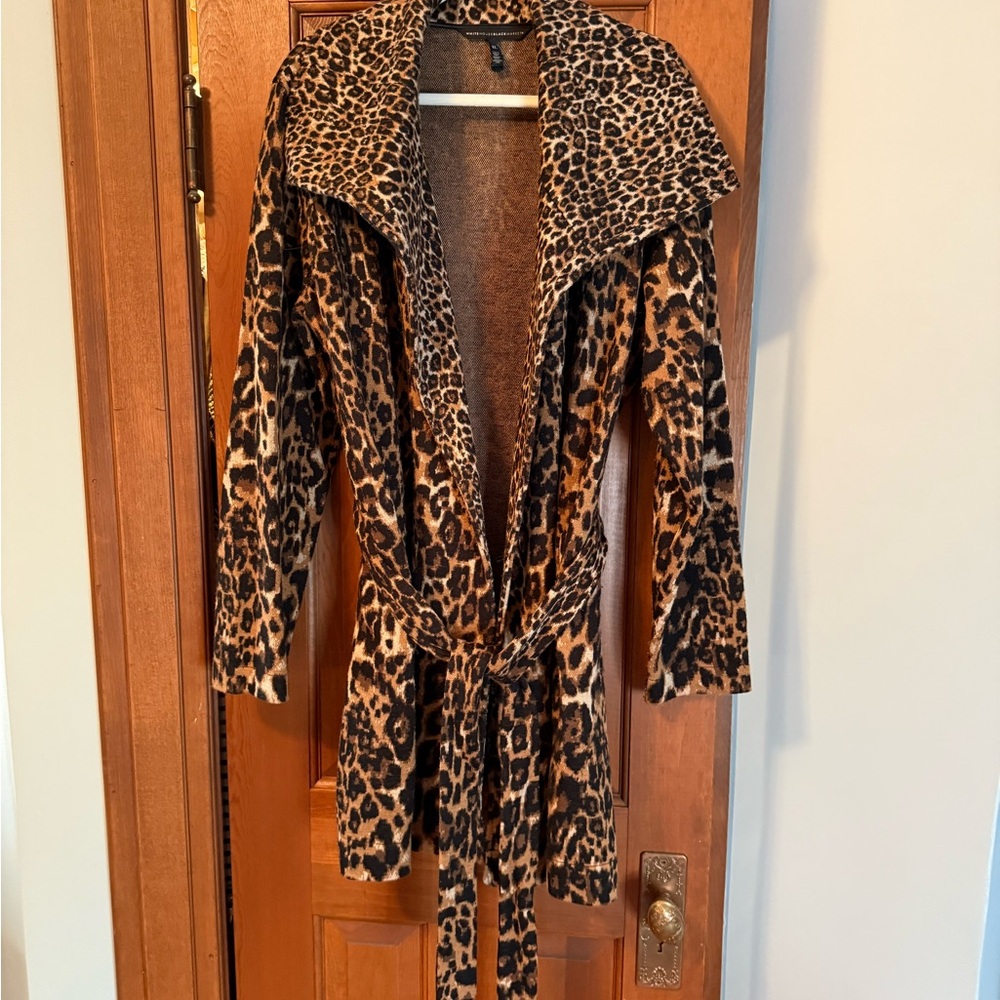 Chic Leopard Print Women's Cardigan